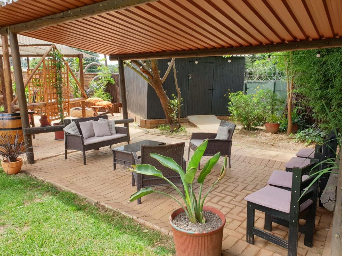 באנוני The Lazy Grape Guest Lodge & Spa מראה חיצוני תמונה