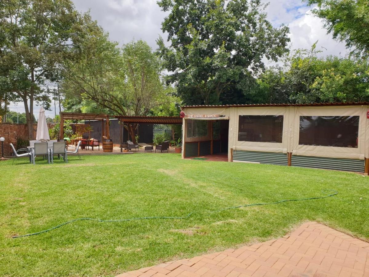 באנוני The Lazy Grape Guest Lodge & Spa מראה חיצוני תמונה